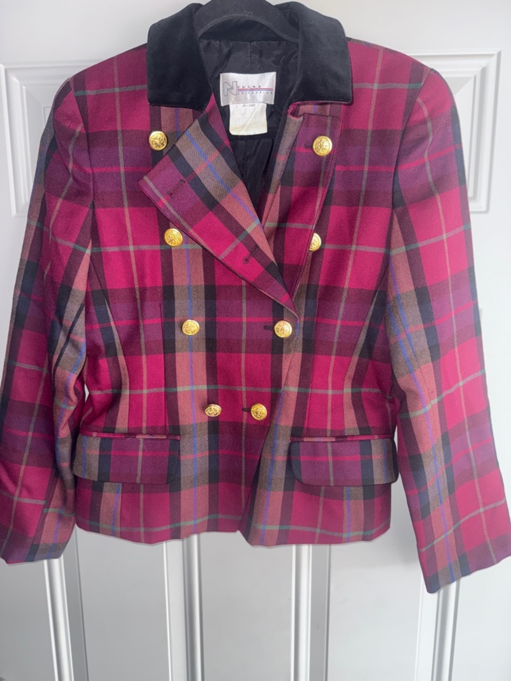 Vintage beautiful Pink Plaid Blazer with Gold Buttons built in shoulder pads